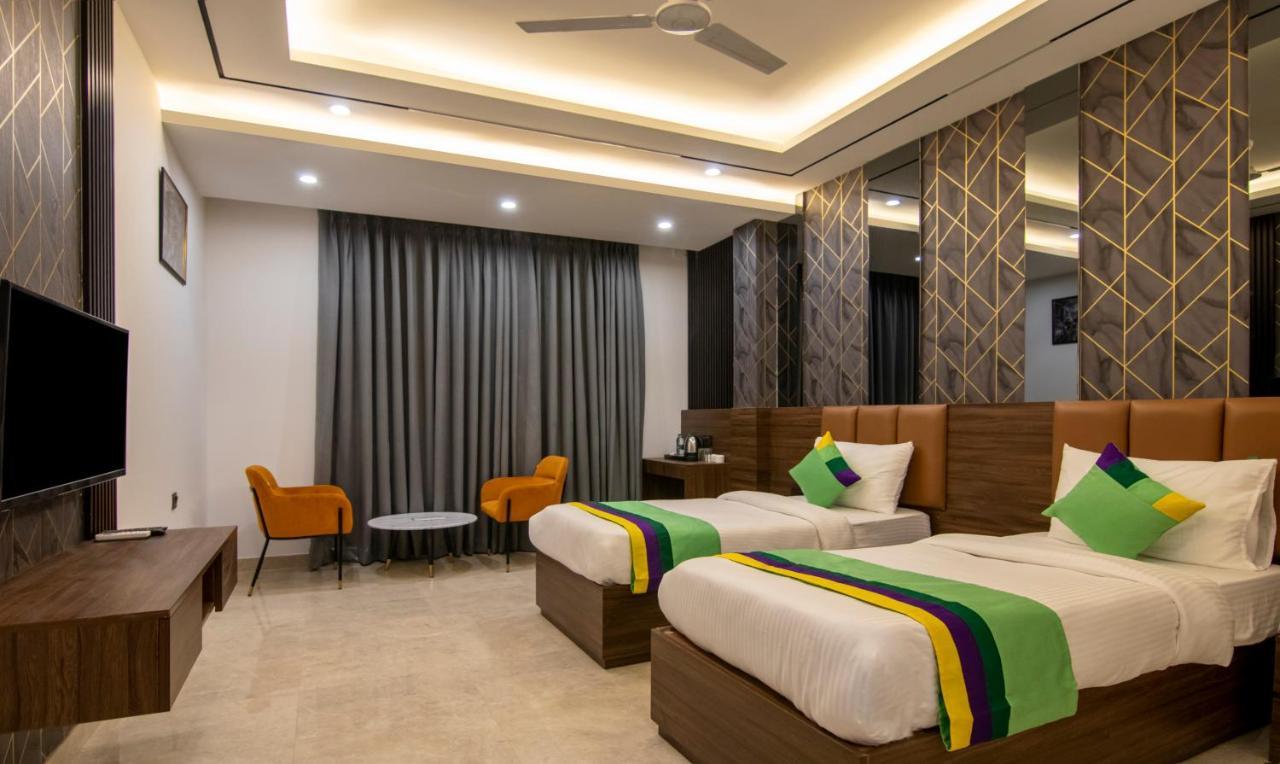 Treebo The Armani Near Igi Airport Hotel New Delhi Ngoại thất bức ảnh